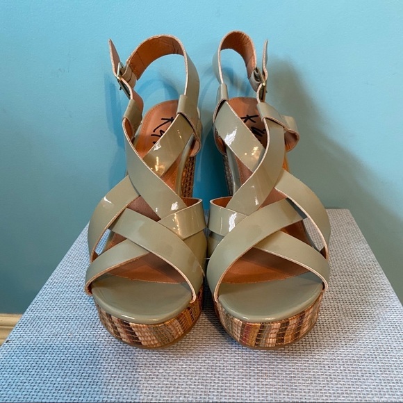 K&M‎  platform sandals - Picture 2 of 8